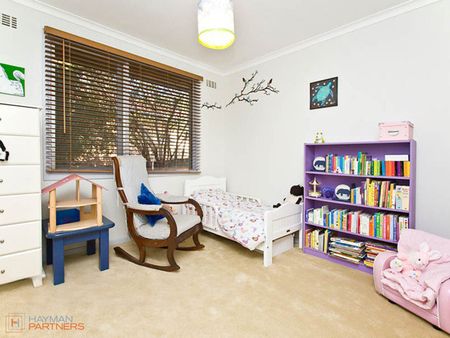 105 Theodore Street, Curtin ACT 2605 - House For Rent | Domain - Photo 3