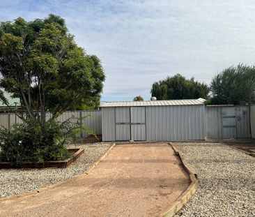 Conveniently Located 3-Bedroom Home in Quiet Court - Photo 3