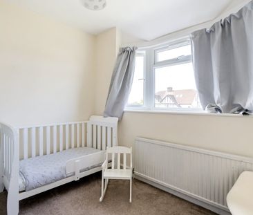 4 bedroom semi-detached house to rent - Photo 4