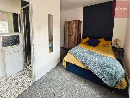 1 bedroom in a house share to rent - Photo 3