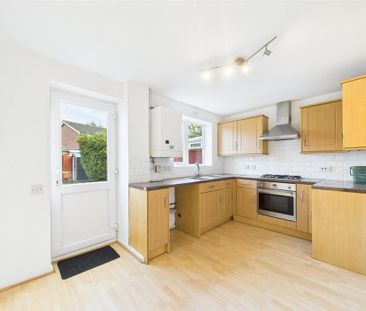 2 bedroom semi-detached house to rent - Photo 6