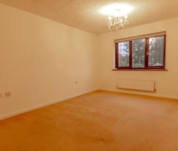 4 bedroom detached house to rent - Photo 6