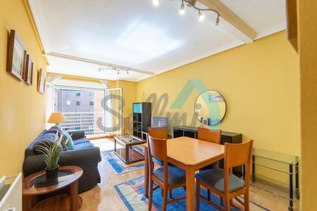 Alquiler de piso en Calle Piñole - Photo 2