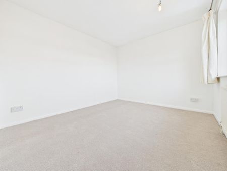 3 bedroom detached house to rent - Photo 4