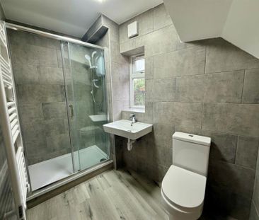 3 Bedroom Apartment To Let - Photo 6