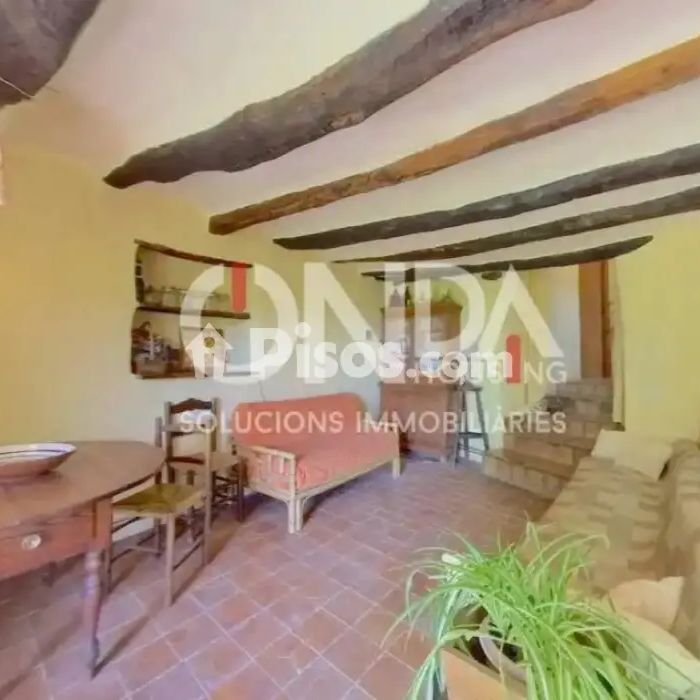 Chalet en alquiler en Calle Carrer Rectoria de Rivert - Photo 1