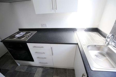 Temple View Place, Leeds, LS9 - Photo 3