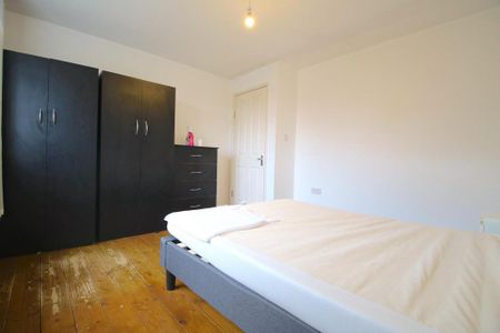 4 bedroom house to rent - Photo 5