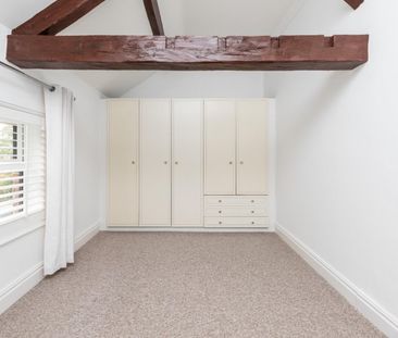 2 bedroom Flat To Let - Photo 6