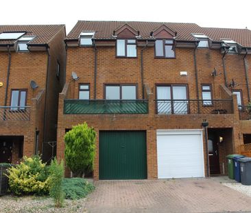 Mylne Close, High Wycombe - Photo 4