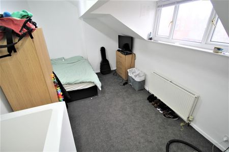 2 bedroom terraced house to rent - Photo 4