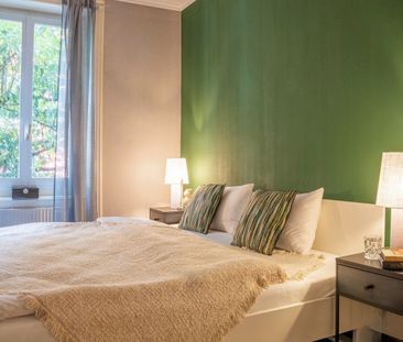 TOWNHOUSE-FEELING - APPARTEMENT DE 3,5 PIÈCES AVEC JARDIN À ZURICH ... - Foto 2