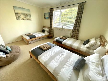 Crosby Road, Bournemouth, Dorset, BH4 - Photo 5