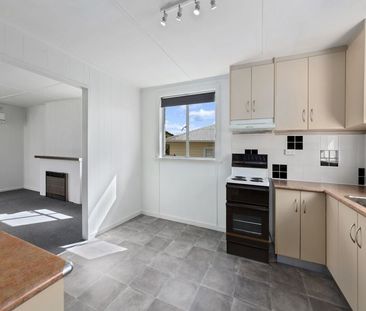 Neat and tidy Chigwell home - Photo 6