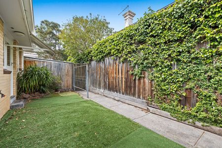 Villa Unit with LUG in great location - Photo 5