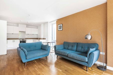 Trafalgar Gardens, Stepney Green, London, E1 3FW - Photo 3