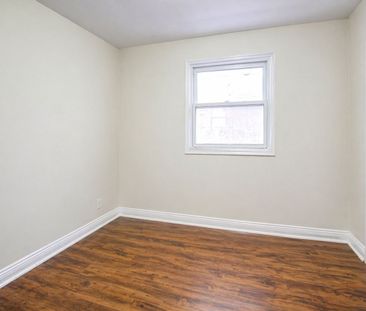 For Lease - 66 Walter Avenue Unit# Main, Newmarket, Ontario - Photo 6