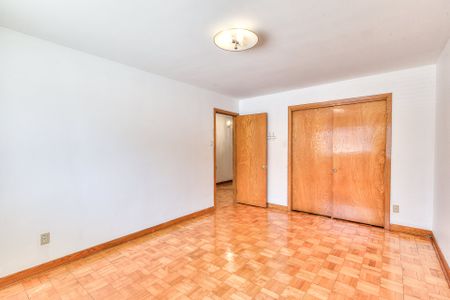 11767 Rue Pasteur, Montréal (Ahuntsic-Cartierville), QC H3M - Photo 3