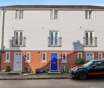 3 bedroom townhouse to rent - Photo 1