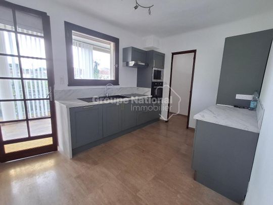 AVIGNON , Maison type 6 de 152 m² avec jardin, - Photo 1