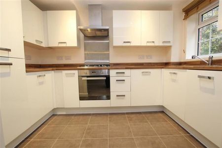 Temple Road, Bolton, BL1 8DN - Photo 2