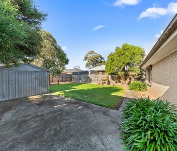 30 Harry Street Cranbourne VIC - Photo 3