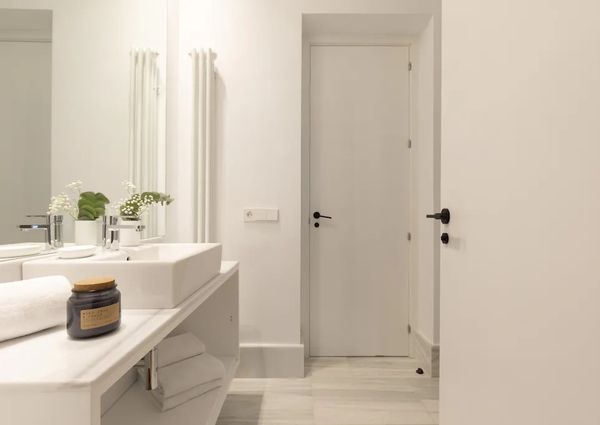 Plaza del Ángel, Madrid, Community of Madrid 28012