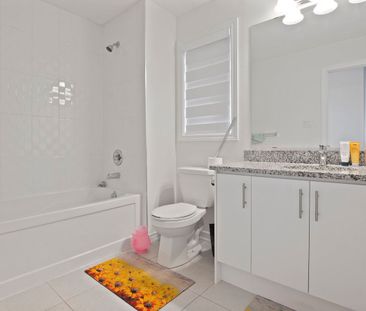 For Lease - 102 Strickland Avenue, Brantford, Ontario - Photo 2