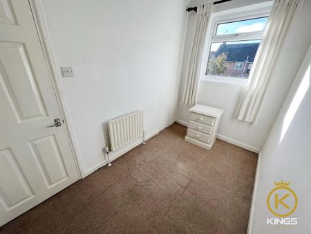 2 bedroom terraced house to rent - Photo 3