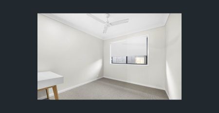 4-Bedroom Family Home with Modern Amenities in Palmview - Photo 4