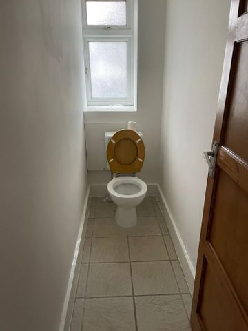 3 bedroom maisonette to rent - Photo 5