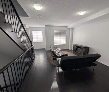 For Lease - 18 Faye Street, Brampton, Ontario - Photo 1