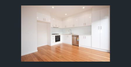 CUTE AND COMPACT - Photo 4