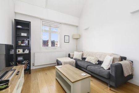 1 bedroom apartment to rent - Photo 2