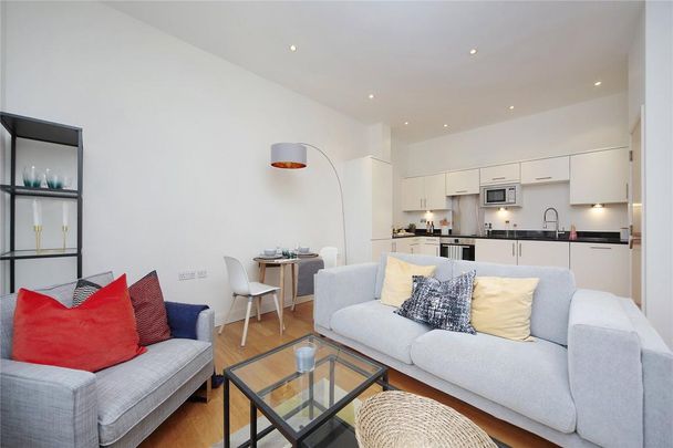 1 bedroom flat to rent - Photo 1