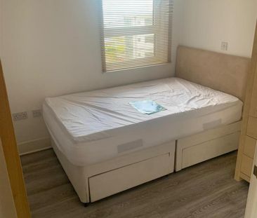 Altamar, Marina, SA1 8PP, Swansea - Photo 4