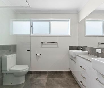 Stunning Family Home in The Heights - Photo 1