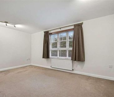 The Worcestershire, St. Andrews Road, Droitwich Spa, Worcestershire... - Photo 1