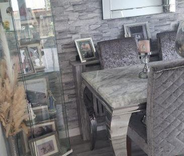 3 bedroom detached house to rent - Photo 2
