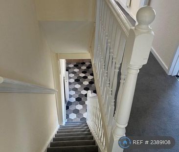 2 bedroom semi-detached house to rent - Photo 6