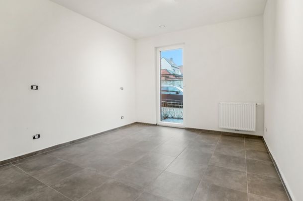 Nieuwbouw gelijkvloersappartement te Lokeren - Photo 1