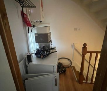 Room in a Shared House, London, E2 - Photo 2