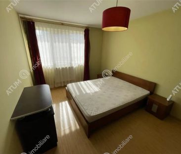 De inchiriat apartament cu 3 camere balcon si loc parcare in zona Ciresica din Sibiu - Photo 1