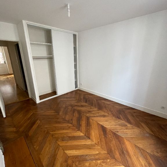 T5 rue au change avec terrasse - Photo 1