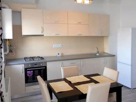 Apartament de inchiriat in Ploiesti, zona 9 Mai - Fotografie 4