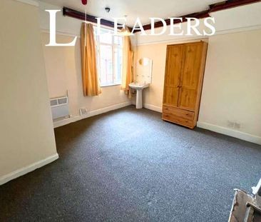 South Parade, Skegness, PE25 - Photo 4