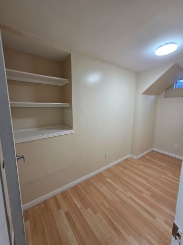 For Lease - 9 Madison Street Unit# Lower, Brampton, Ontario - Photo 2