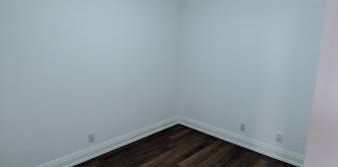 Bright & Spacious Condo -- One Bedroom plus Den -- 740 sq. - Photo 2