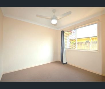 3 Bedroom Family Home in a Fantastic Location!! - Photo 4