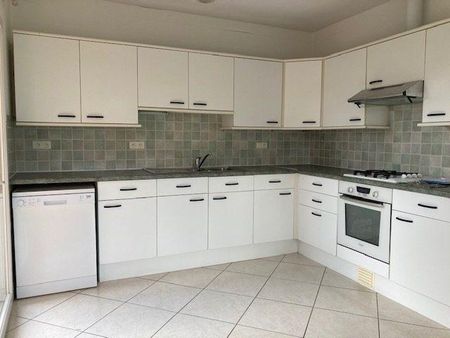 Maison à louer - 5 pièces - 122 m² - Photo 2